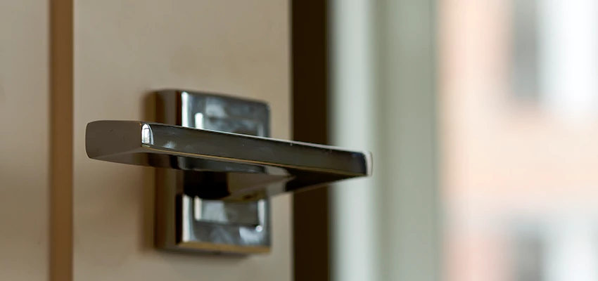 Door Lever Knob Repair in Crystal Lake, Illinois